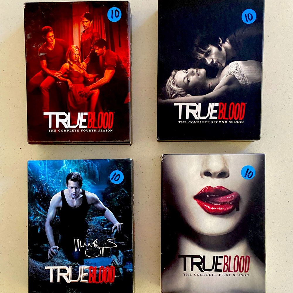 Hunger Games book collection very nice like new